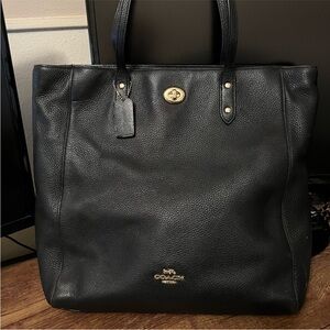 COACH Black Pebbled Leather Tote F12184